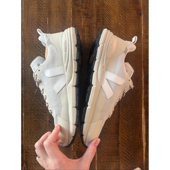 Veja Dekkan Mens Shoes Sneakers in Natural White Size 10 with Vibram Sole main image 8